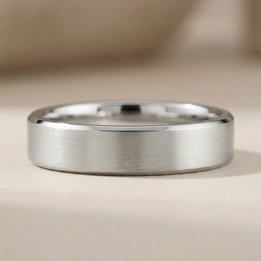 Men's Rings South Africa 2026: Solid Gold Bands for the Modern Man