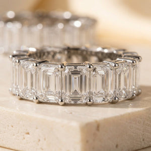 LUMINA MAJEUR, MOISSANITE BAGUETTE ETERNITY BAND