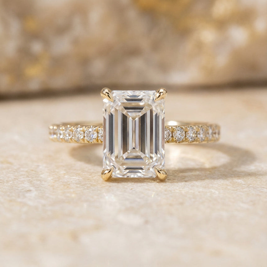 Bezel Setting vs Prong Setting: Which Is Right for Your Engagement Ring?
