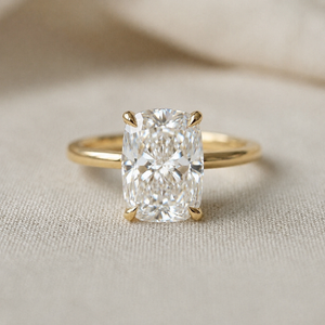 AETERNA AURORA, ELONGATED CUSHION-CUT MOISSANITE