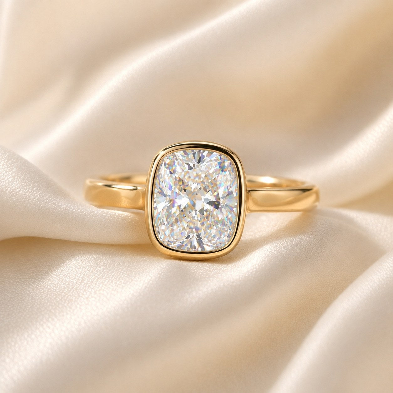 AETERNA CITADELLE, CUSHION-CUT MOISSANITE | Heritage & Co.