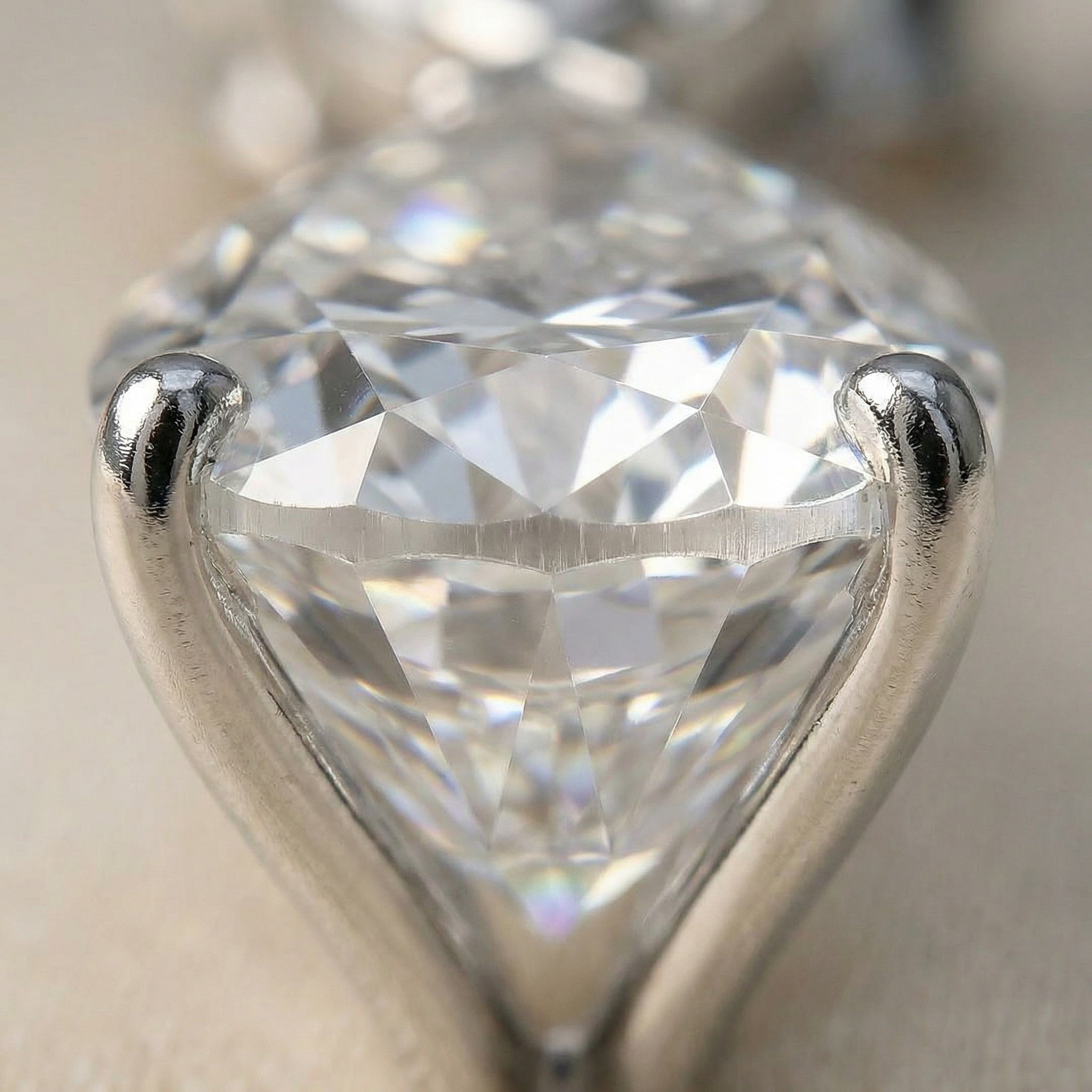 SOLARIS ALBA GOUTTE, 4-DIAMOND DROP EARRINGS | Heritage & Co.