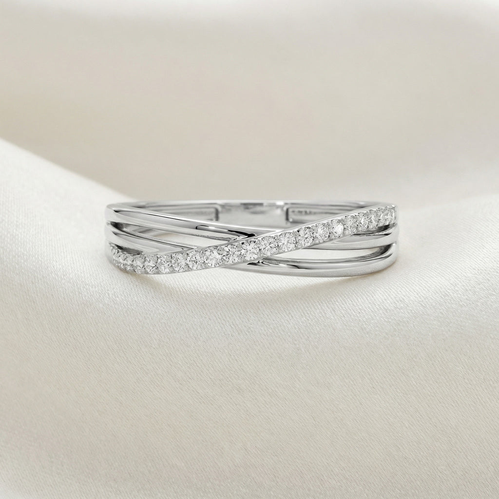 LUMINA ALBA TRIUM RING, PAVÉ | Heritage & Co.