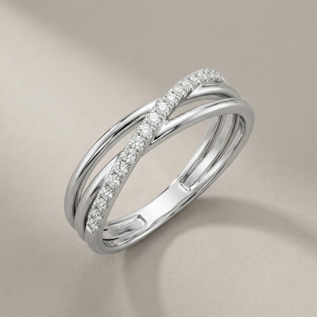 LUMINA ALBA TRIUM RING, PAVÉ | Heritage & Co.