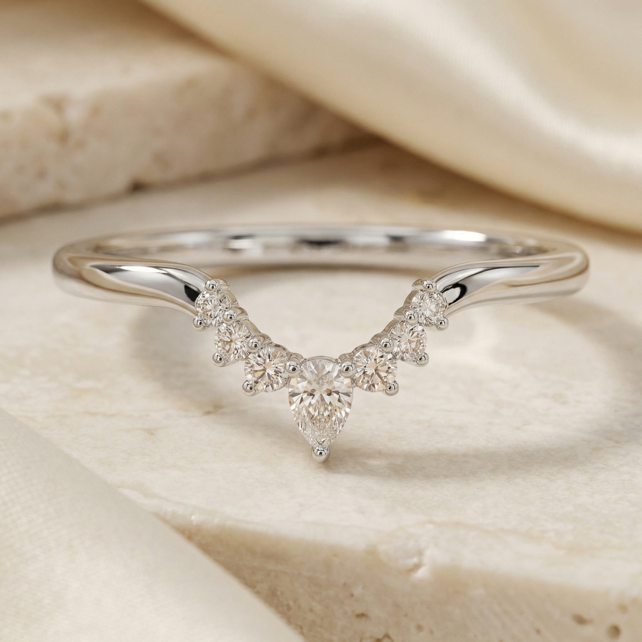 LUMINA ALBA RING, PAVÉ | Heritage & Co.