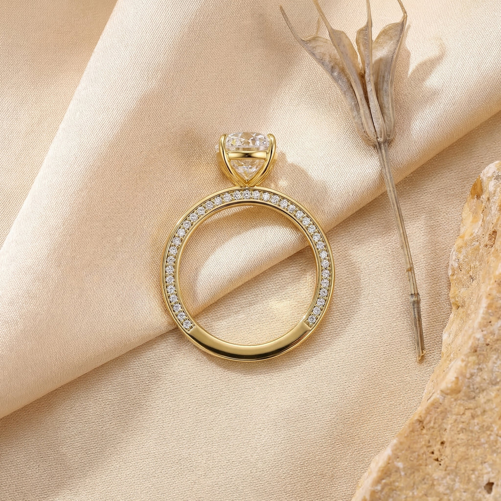 CLARITAS VIVACE, OVAL-CUT LAB DIAMOND