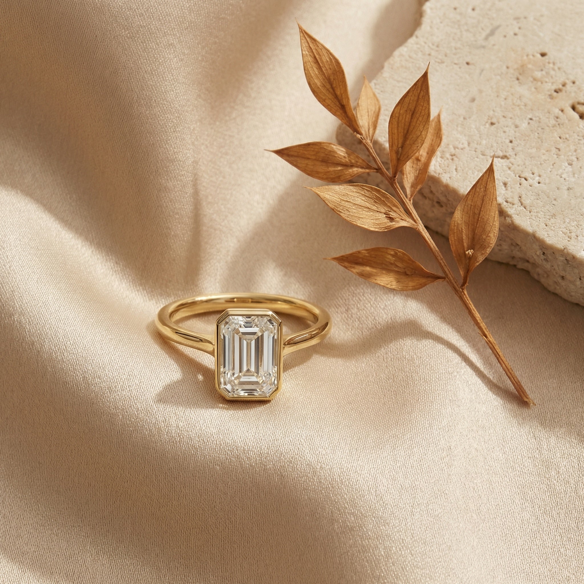 CLARITAS SOUVERAINE, EMERALD-CUT LAB DIAMOND | Heritage & Co.