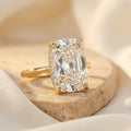 CLARITAS CROISÉ, ELONGATED CUSHION-CUT LAB DIAMOND