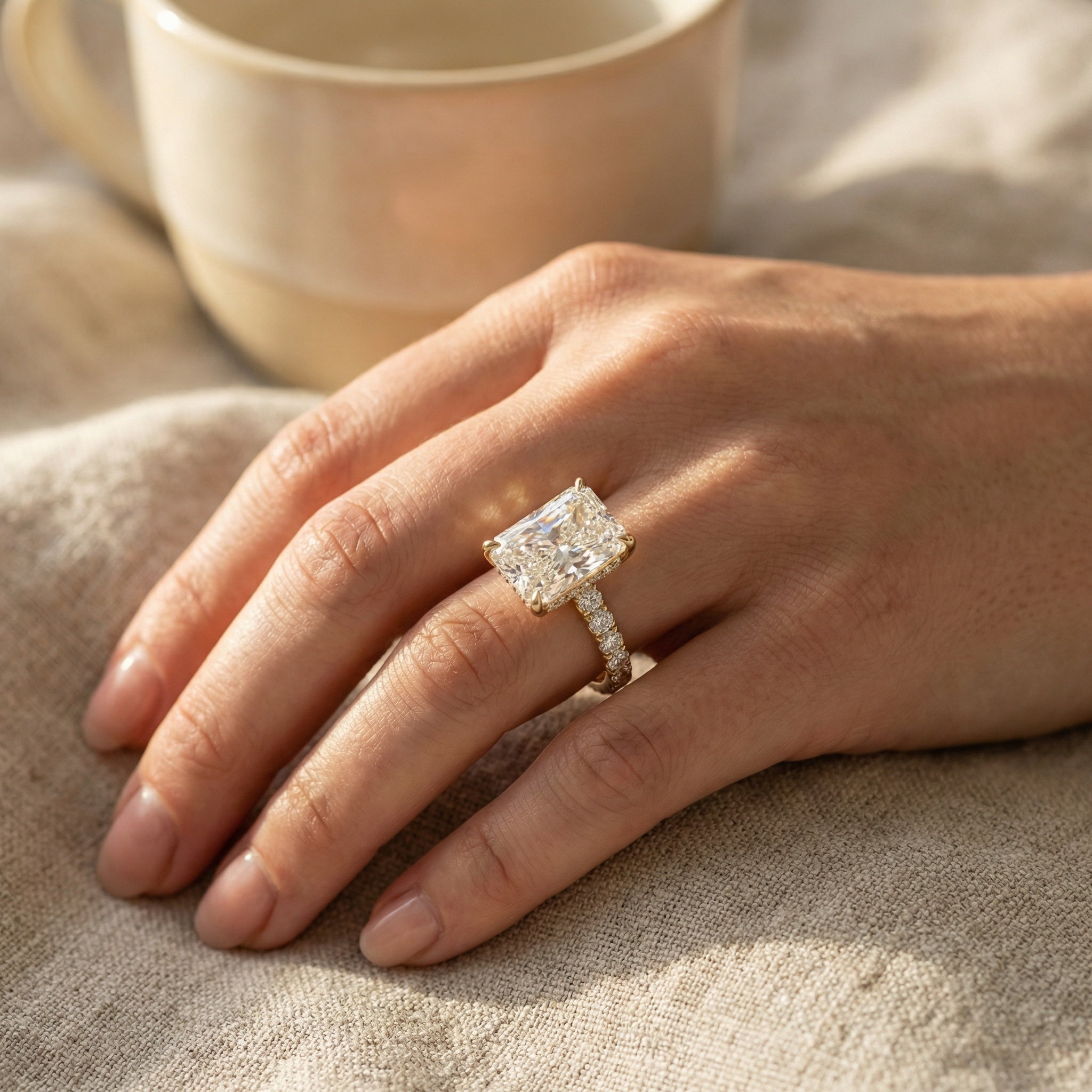 CLARITAS CATHÉDRALE, RADIANT-CUT LAB DIAMOND