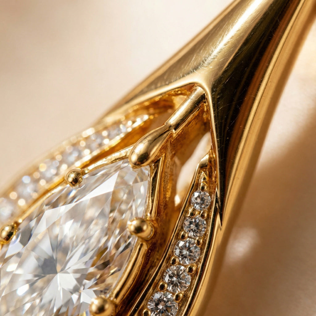 UMSEBE, MARQUISE LAB DIAMOND PENDANT