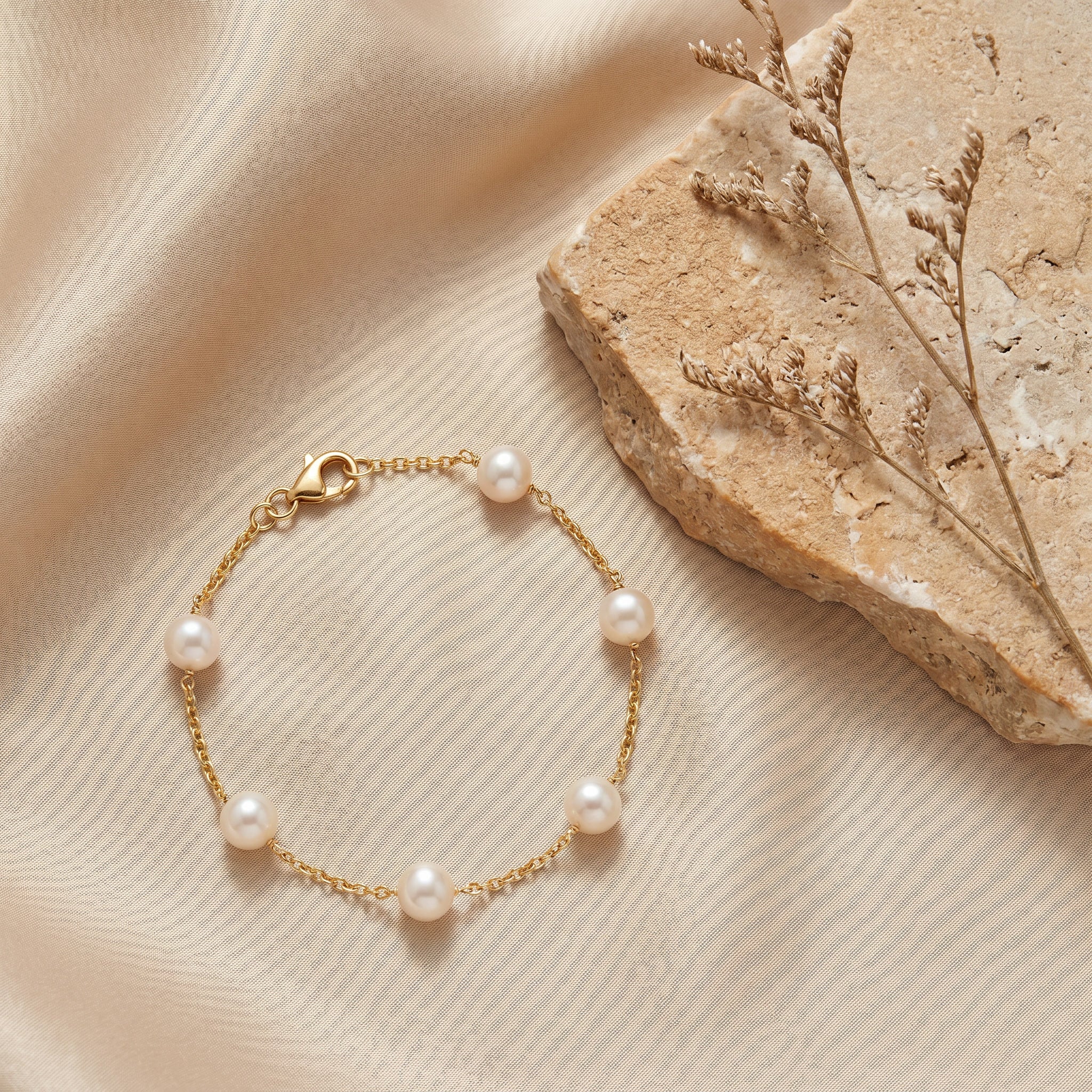 PERLA STATION, FRESHWATER PEARL BRACELET