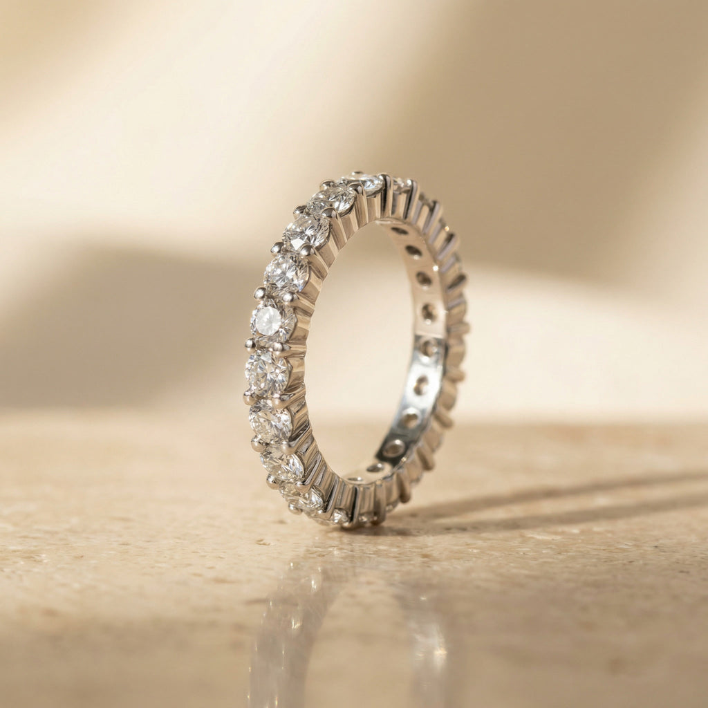 LUMINA ALBA ÉTERNITÉ, MOISSANITE ETERNITY BAND