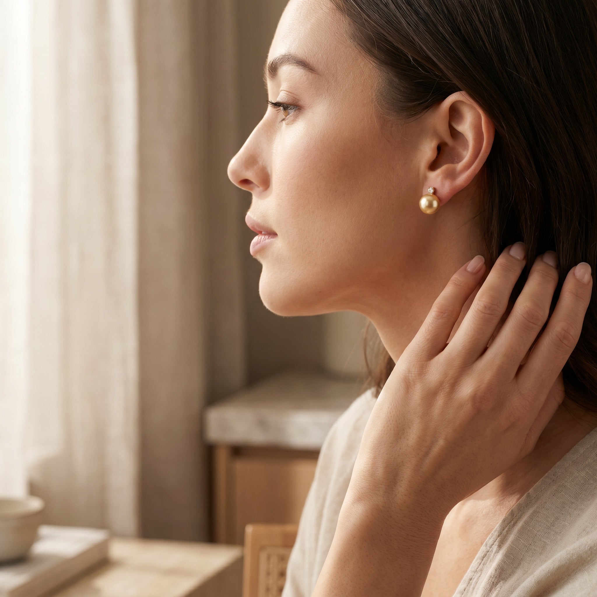 AUREA LUMINEUSE, SOUTH SEA GOLDEN PEARL STUD EARRINGS