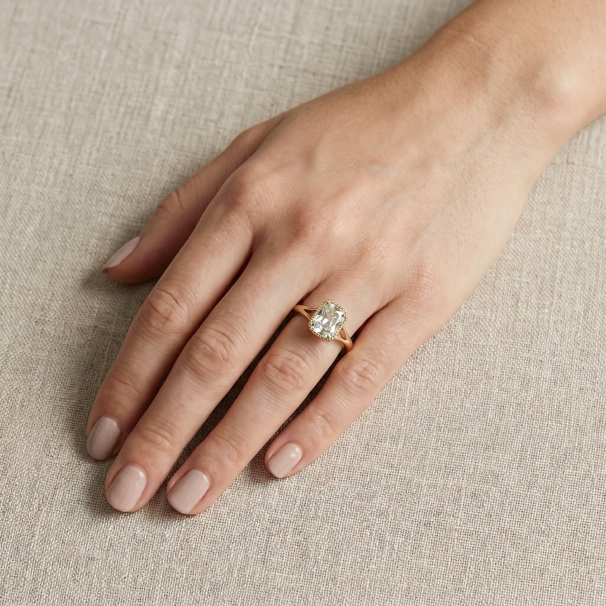 CLARITAS MINERVE, ELONGATED CUSHION-CUT LAB DIAMOND