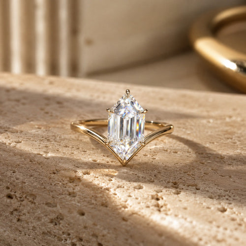 AETERNA AMANDE, DUTCH MARQUISE-CUT MOISSANITE | Heritage & Co.