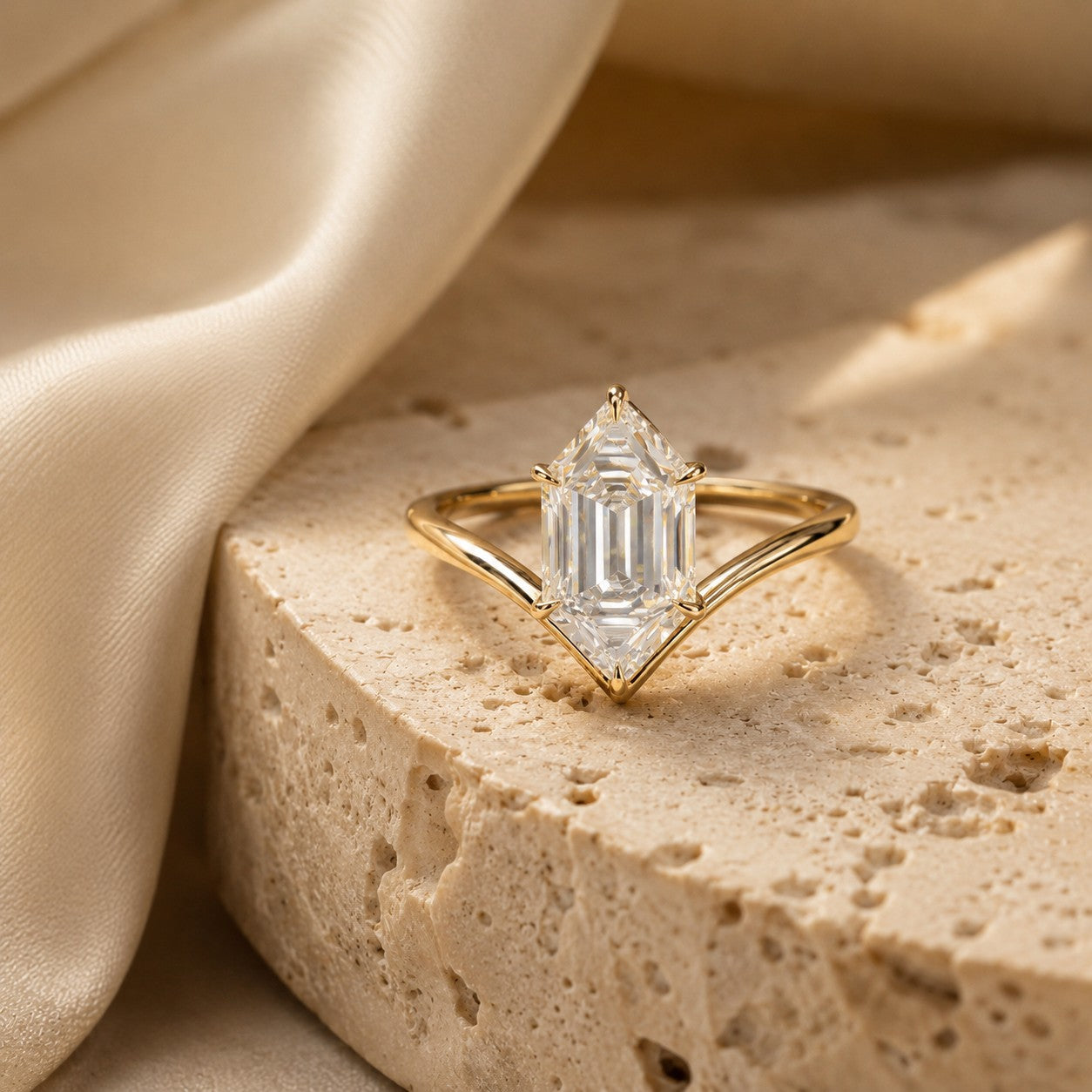 INVICTA AMANDE, DUTCH MARQUISE-CUT MOISSANITE | Heritage & Co.