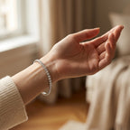 LUMINA ALBA RIVIÈRE bracelet on the wrist, showing the articulated line and drape