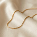 SPIRA rope chain necklace, 18K yellow gold — macro